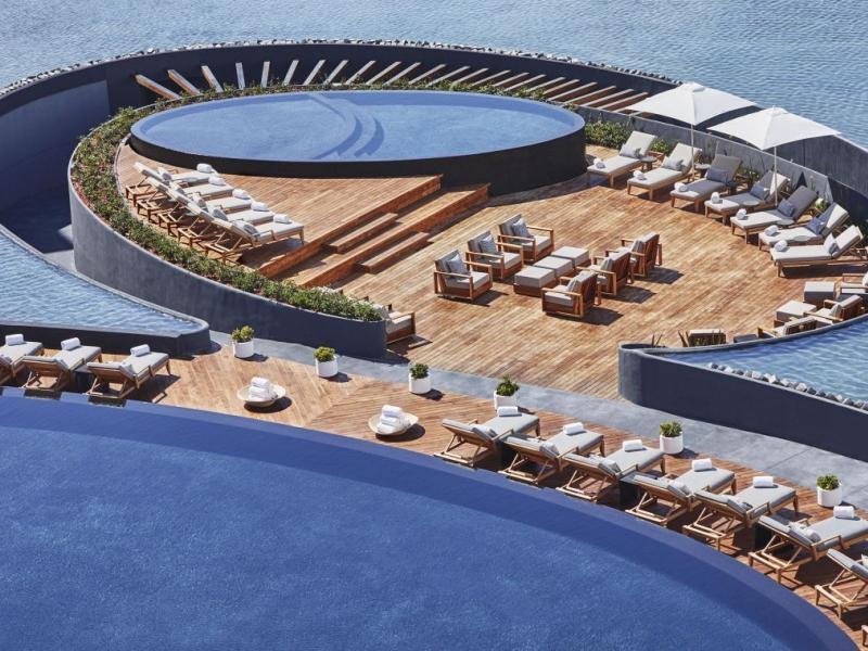 Family Pool Deck
