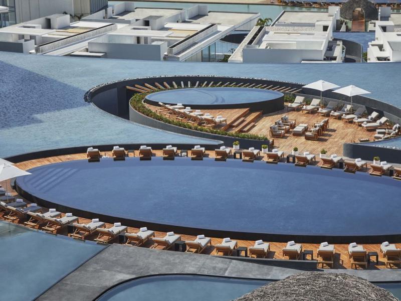 Main Pool Deck