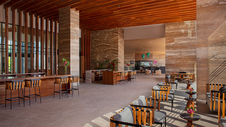 01-pvrsb2-lobby