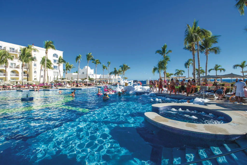 Riu Palace Cabo San Lucas resort