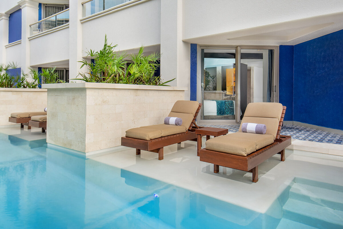 Heaven Deluxe Swim UP