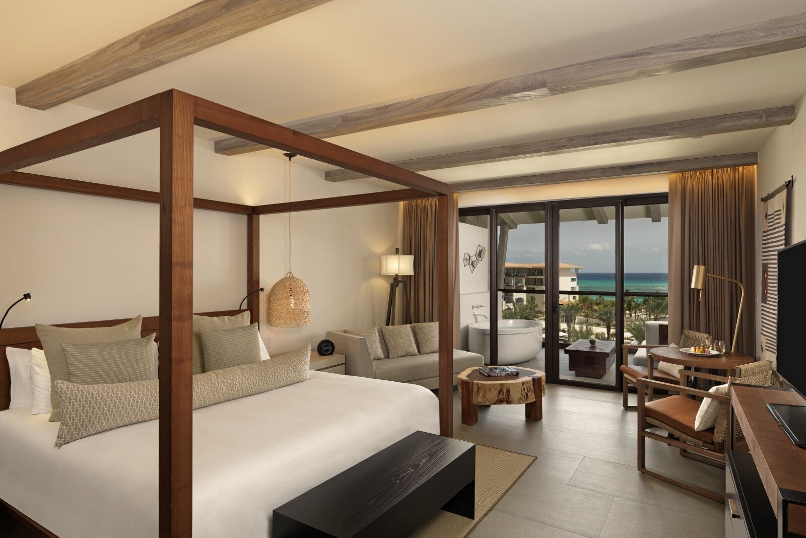 Alto Ocean View King