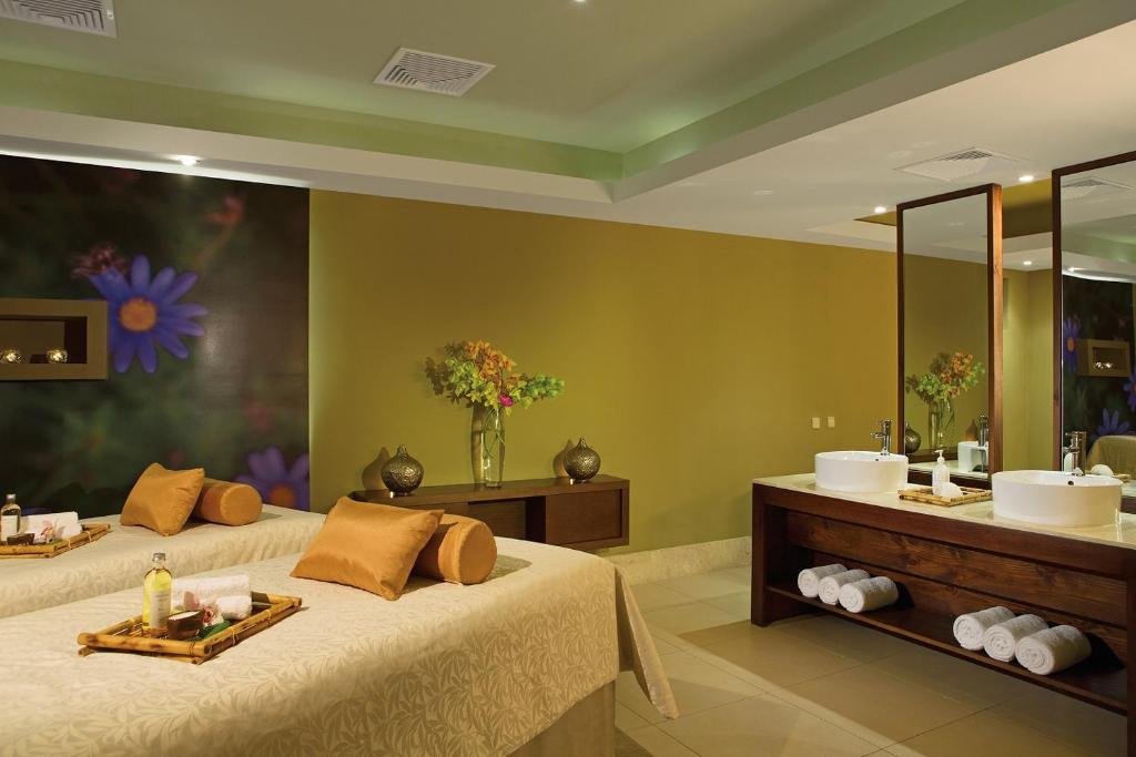 Secrets Royal Beach Punta Cana resort