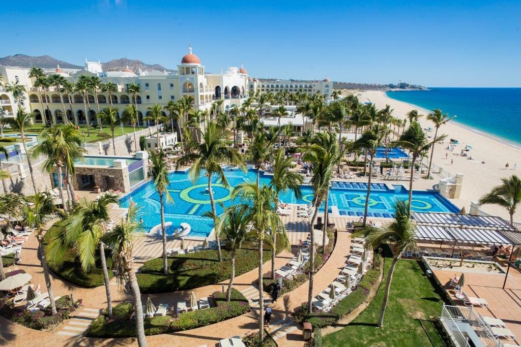 Riu Palace Cabo San Lucas resort