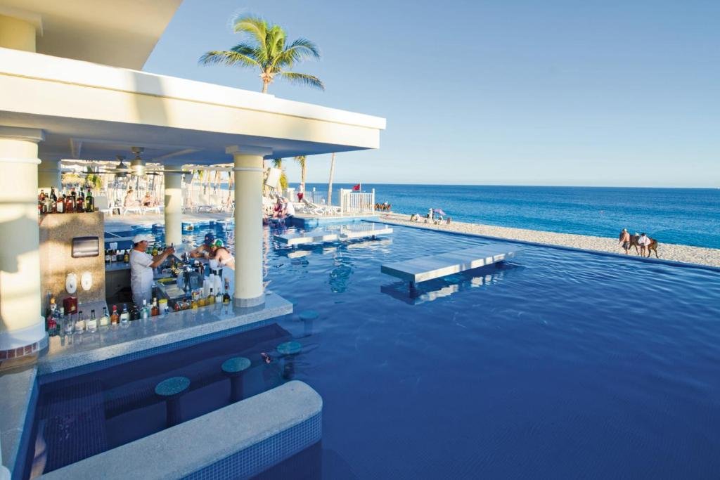 Riu Palace Cabo San Lucas resort