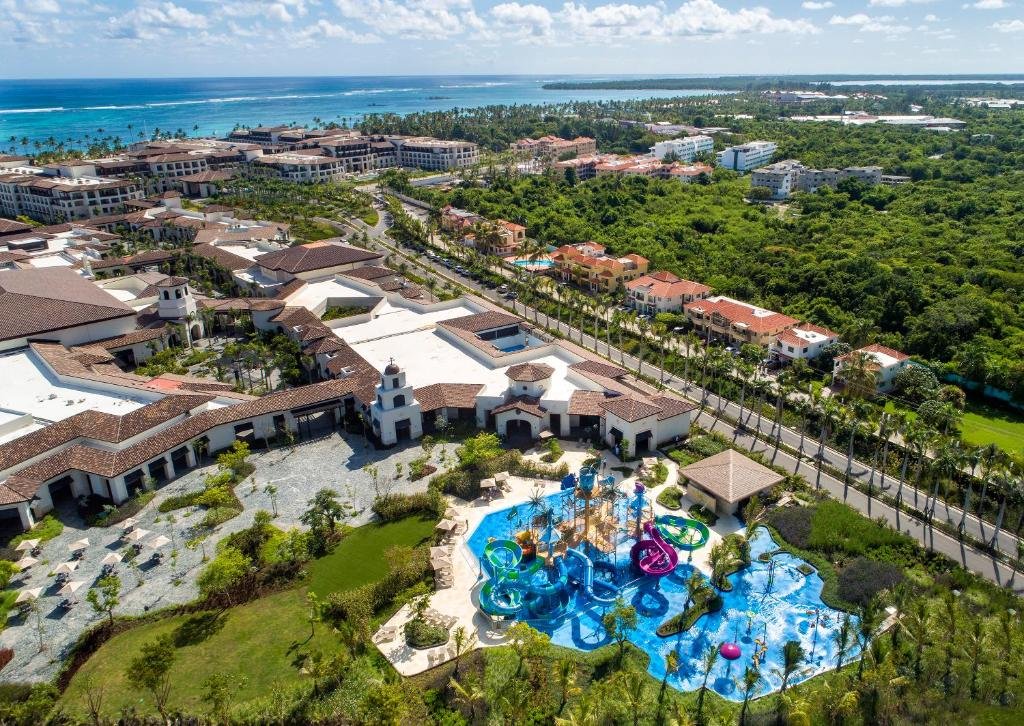 Lopesan Costa Bávaro resort