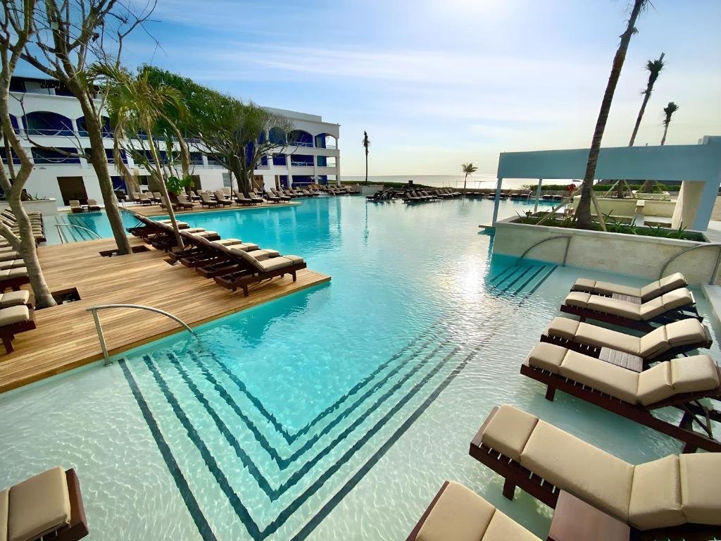 Hard Rock Hotel Riviera Maya resort