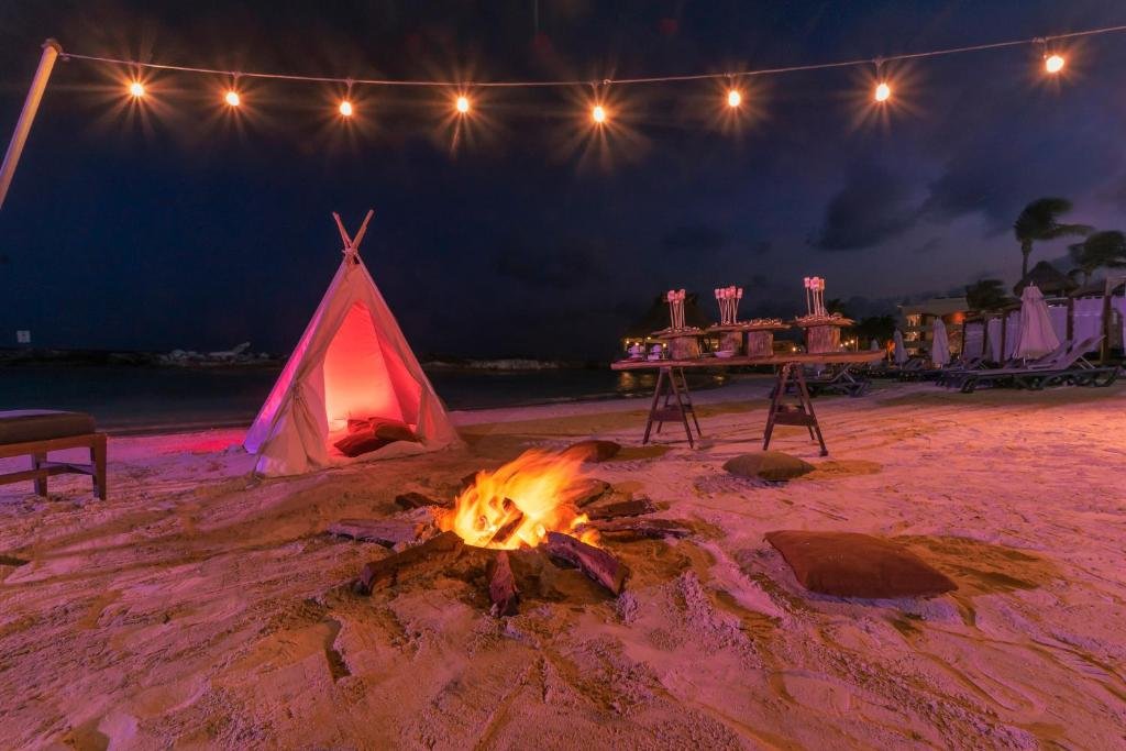 Hard Rock Hotel Riviera Maya resort