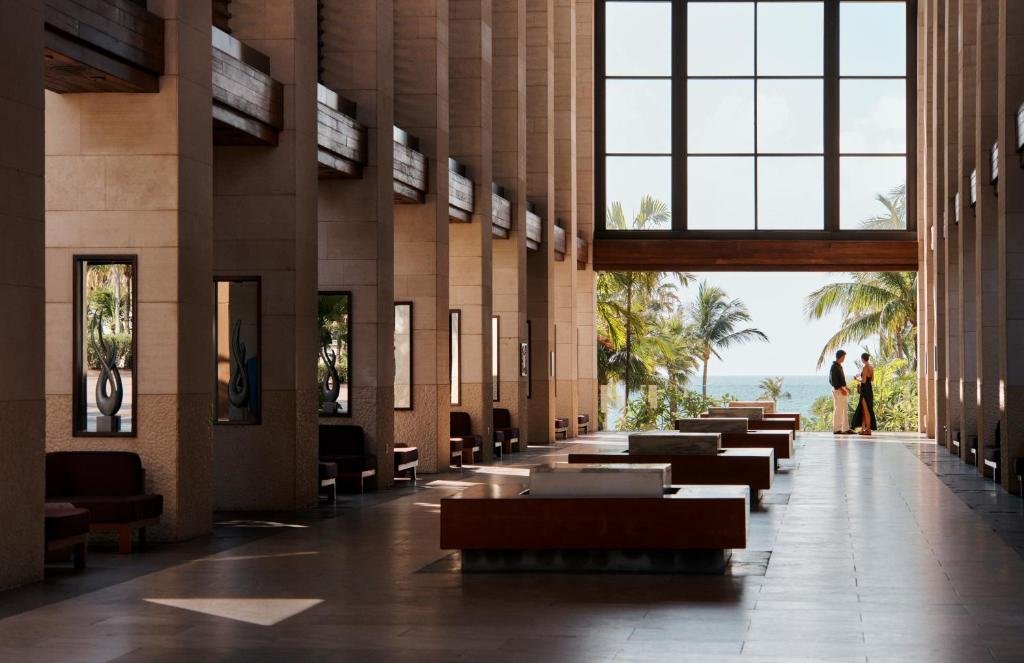 The Cove at Atlantis resort