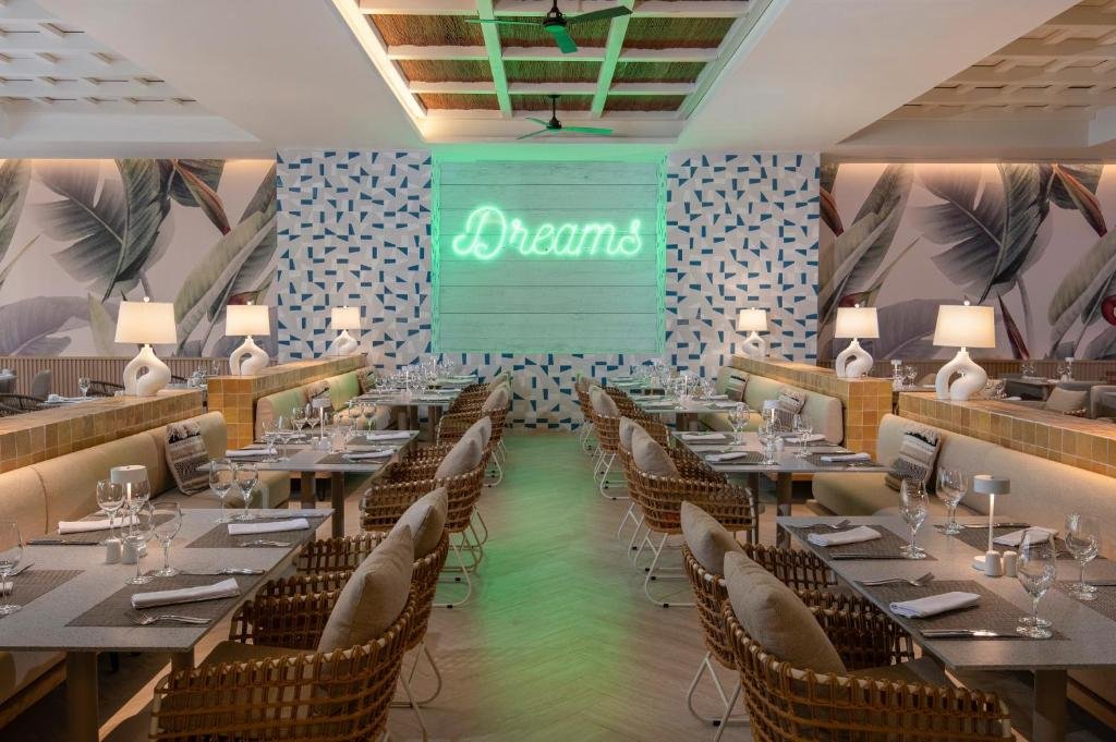 Dreams Playa Esmeralda Resort & Spa resort