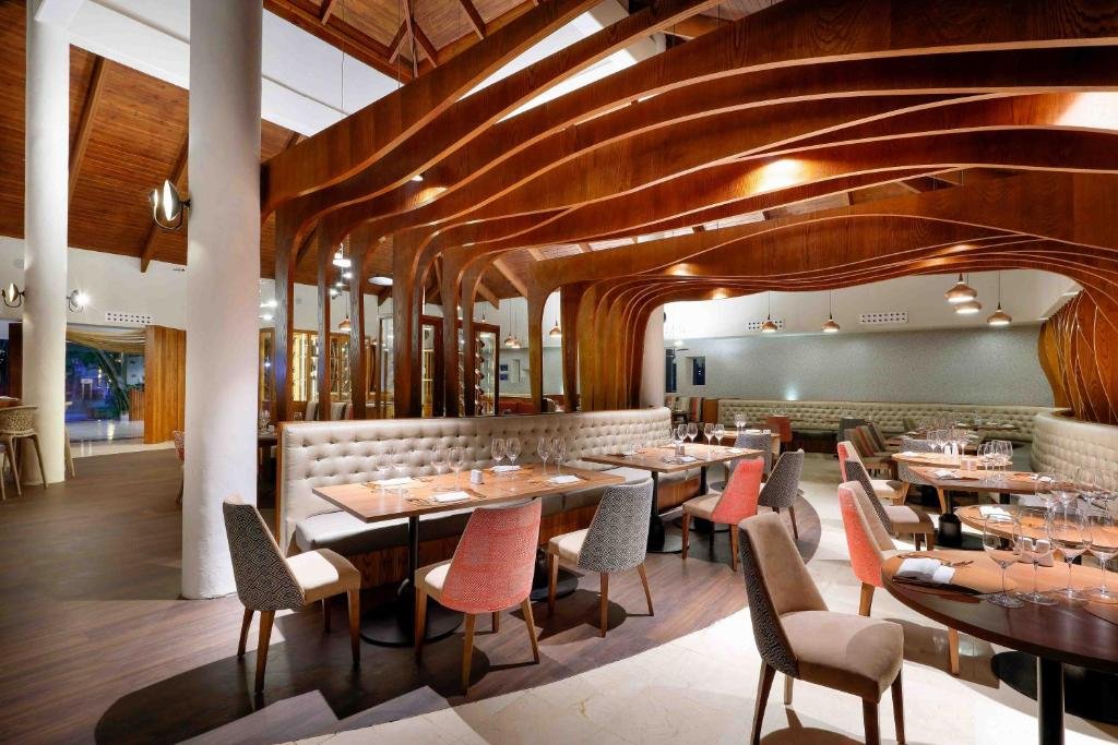 Grand Palladium Select Bavaro resort