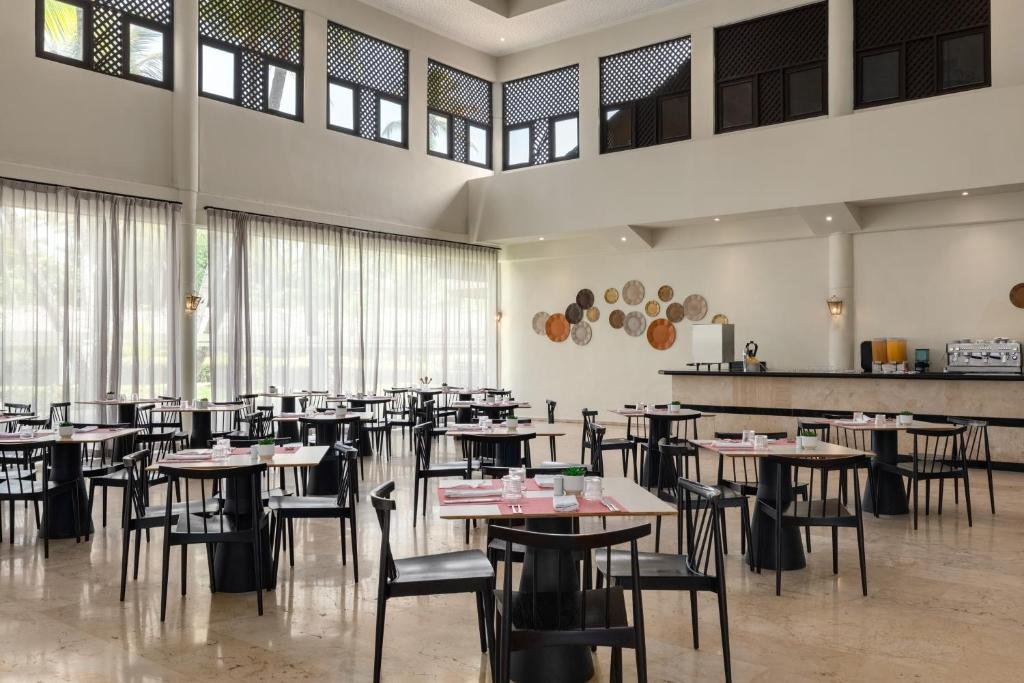 Grand Palladium Palace Resort, Spa & Casino resort