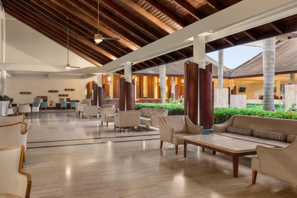 Grand Palladium Palace Resort, Spa & Casino resort
