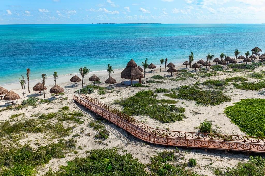 Ocean Allure Costa Mujeres resort