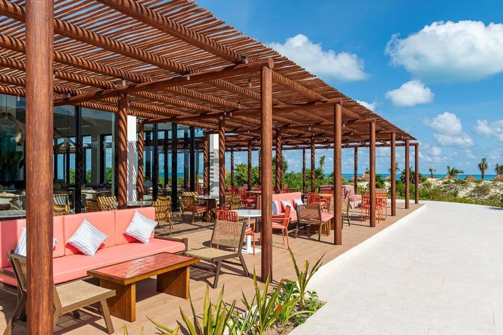 Ocean Allure Costa Mujeres resort