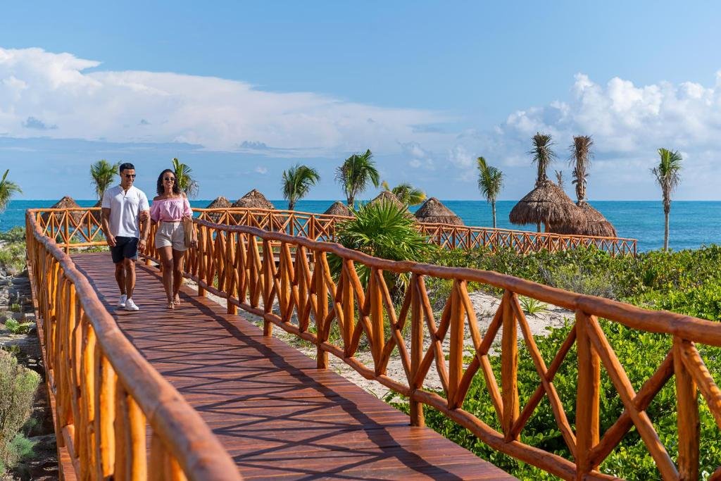 Ocean Allure Costa Mujeres resort