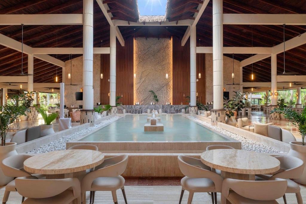 Grand Palladium Select Bavaro resort