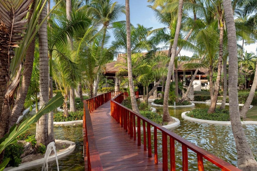 Grand Palladium Select Bavaro resort
