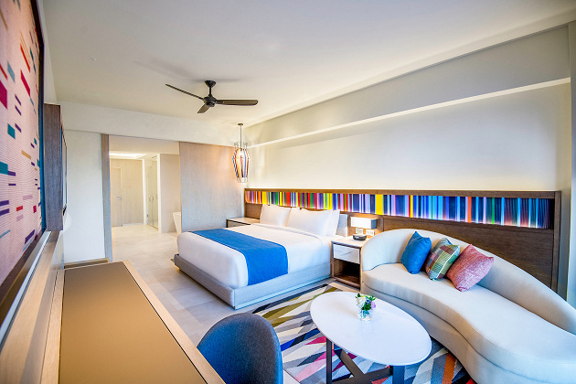 Club One Bedroom Master Suite King