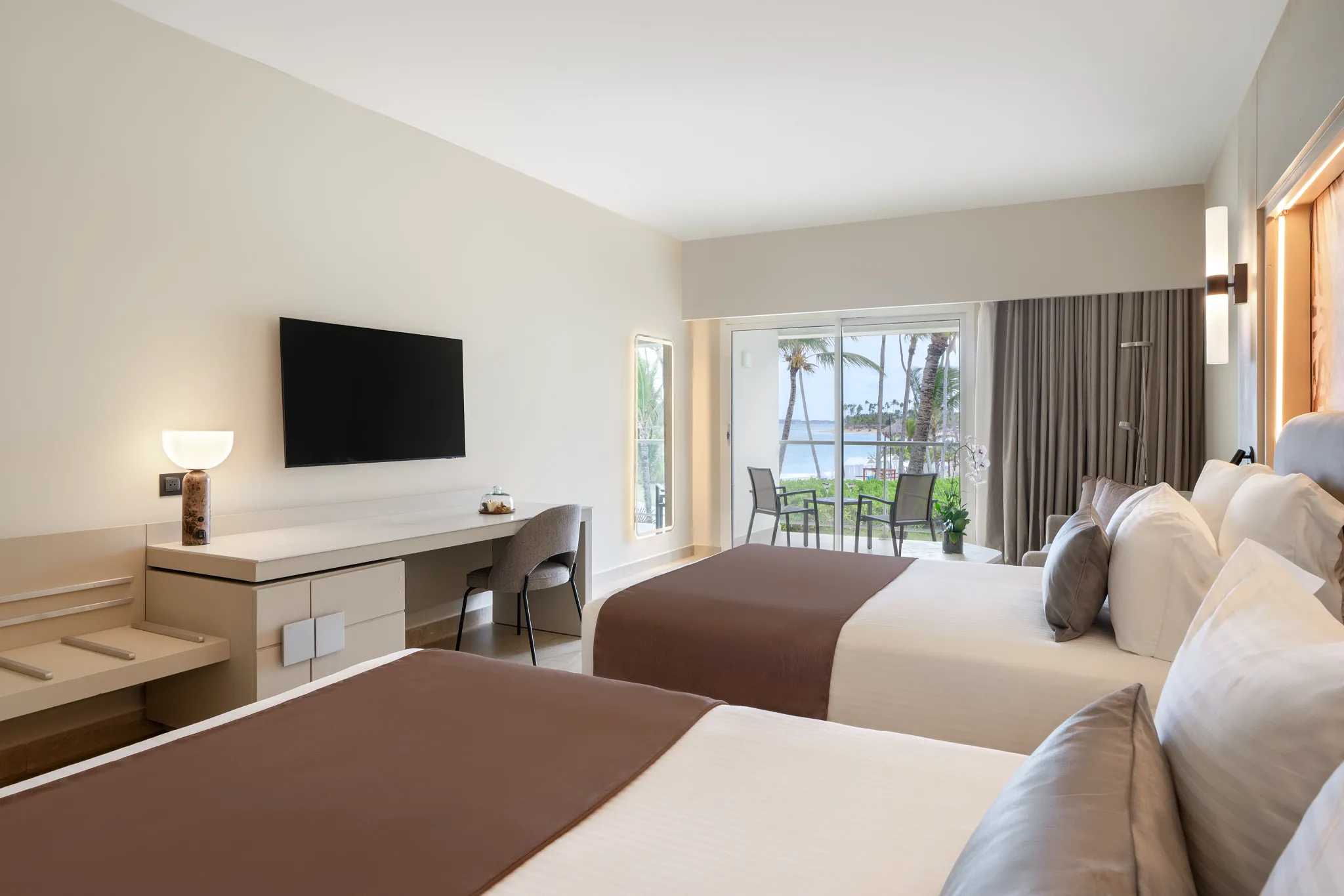 xhale club Junior Suite Partial Ocean View Whirlpool