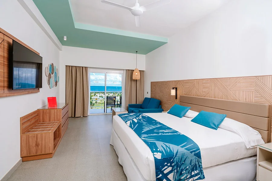 Ocean Front Room