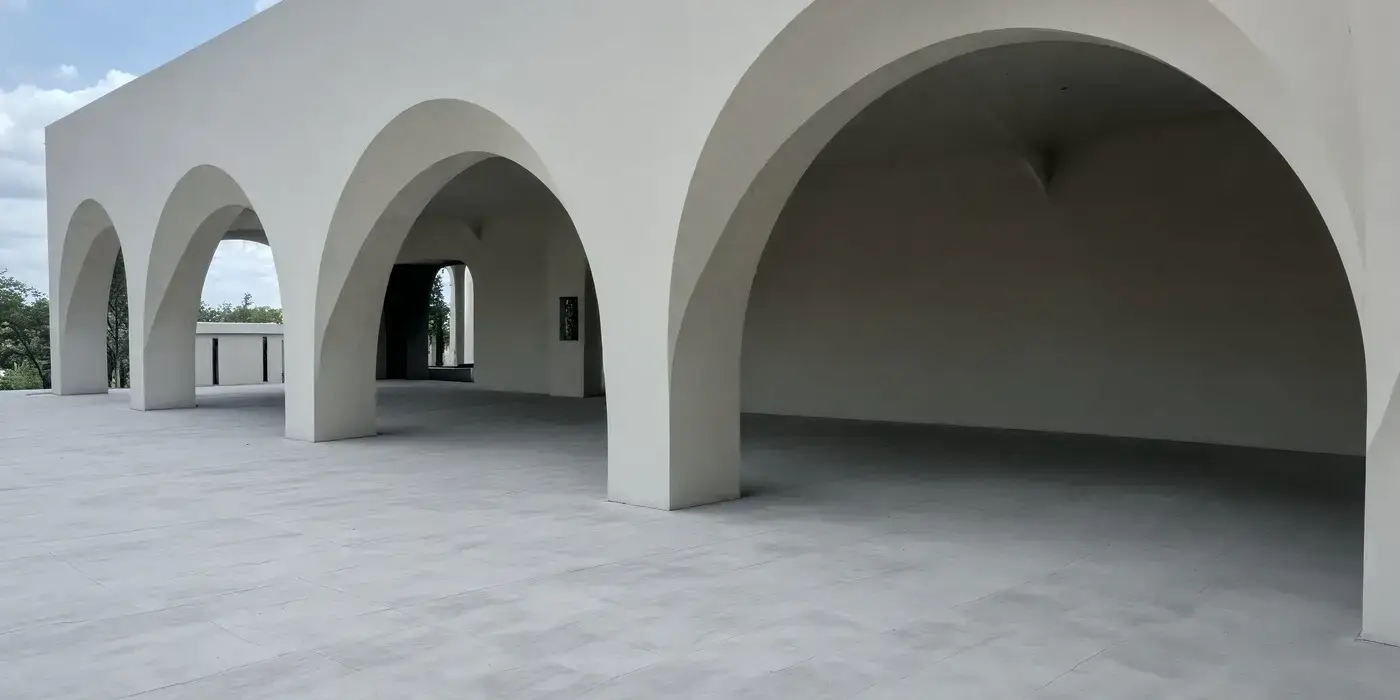 Ballroom Terrace