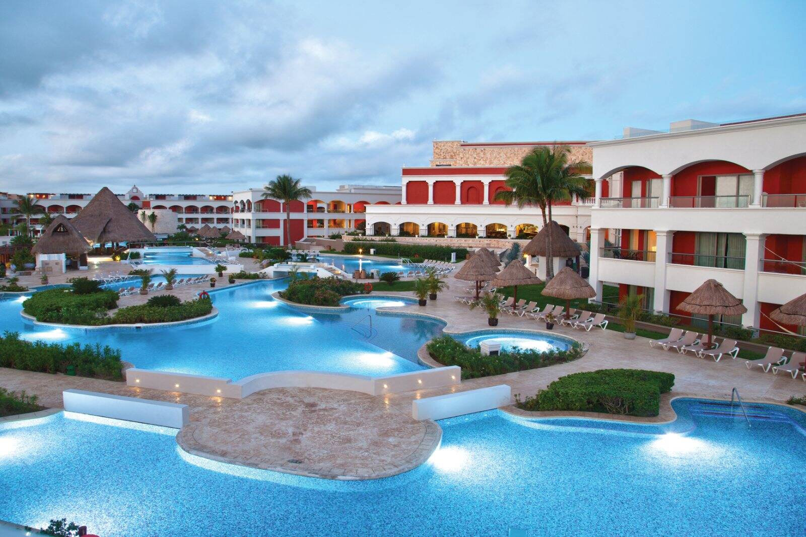 HRH_Riviera_Maya_Hacienda_Pool_Aerial