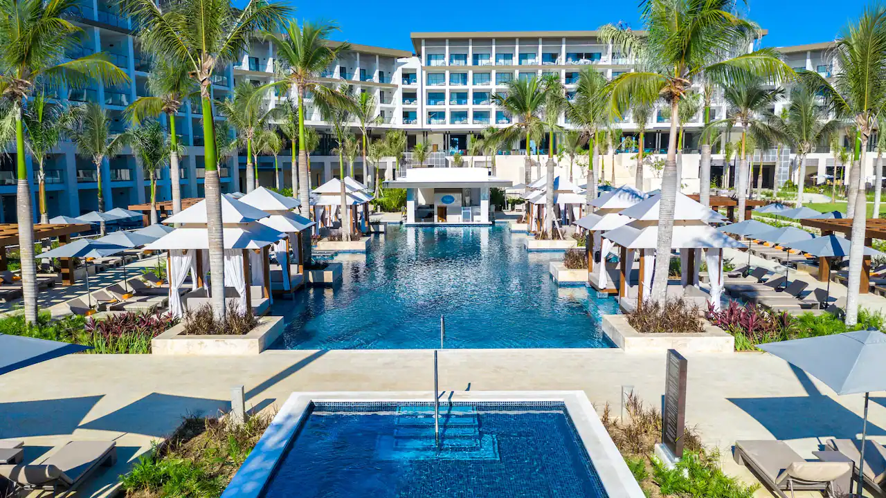 Hyatt-Zilara-Cap-Cana-P036-Club-Pool.16x9