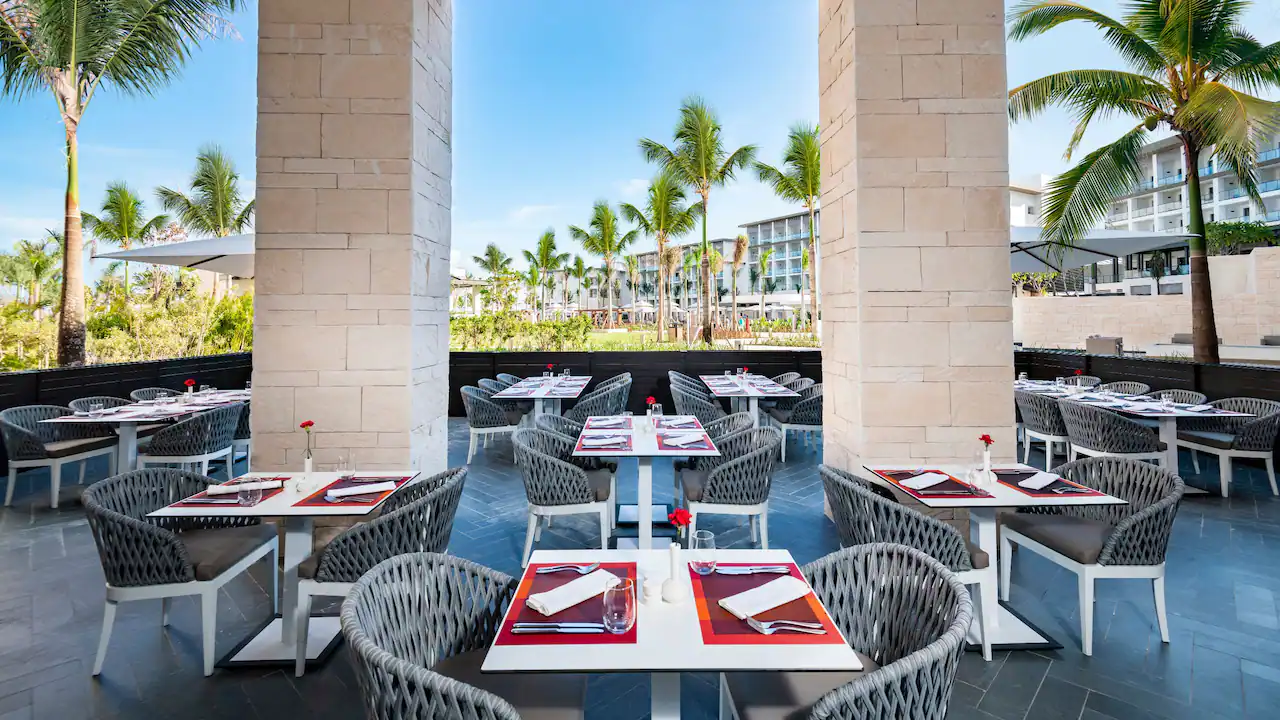 Hyatt-Zilara-Cap-Cana-P076-The-Pier.16x9