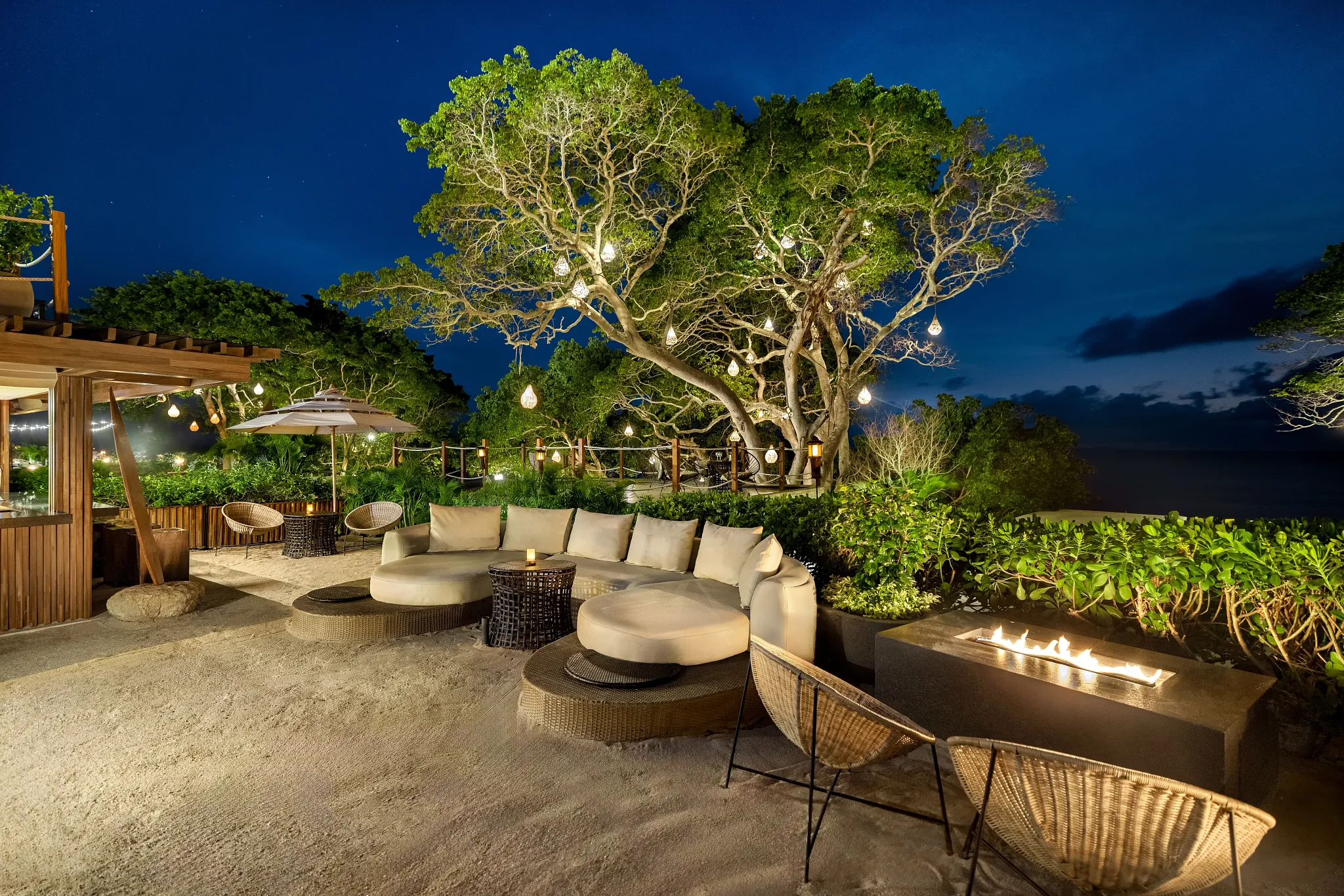 SEBMI-BAR-Barracuda-Beach-02-AFC