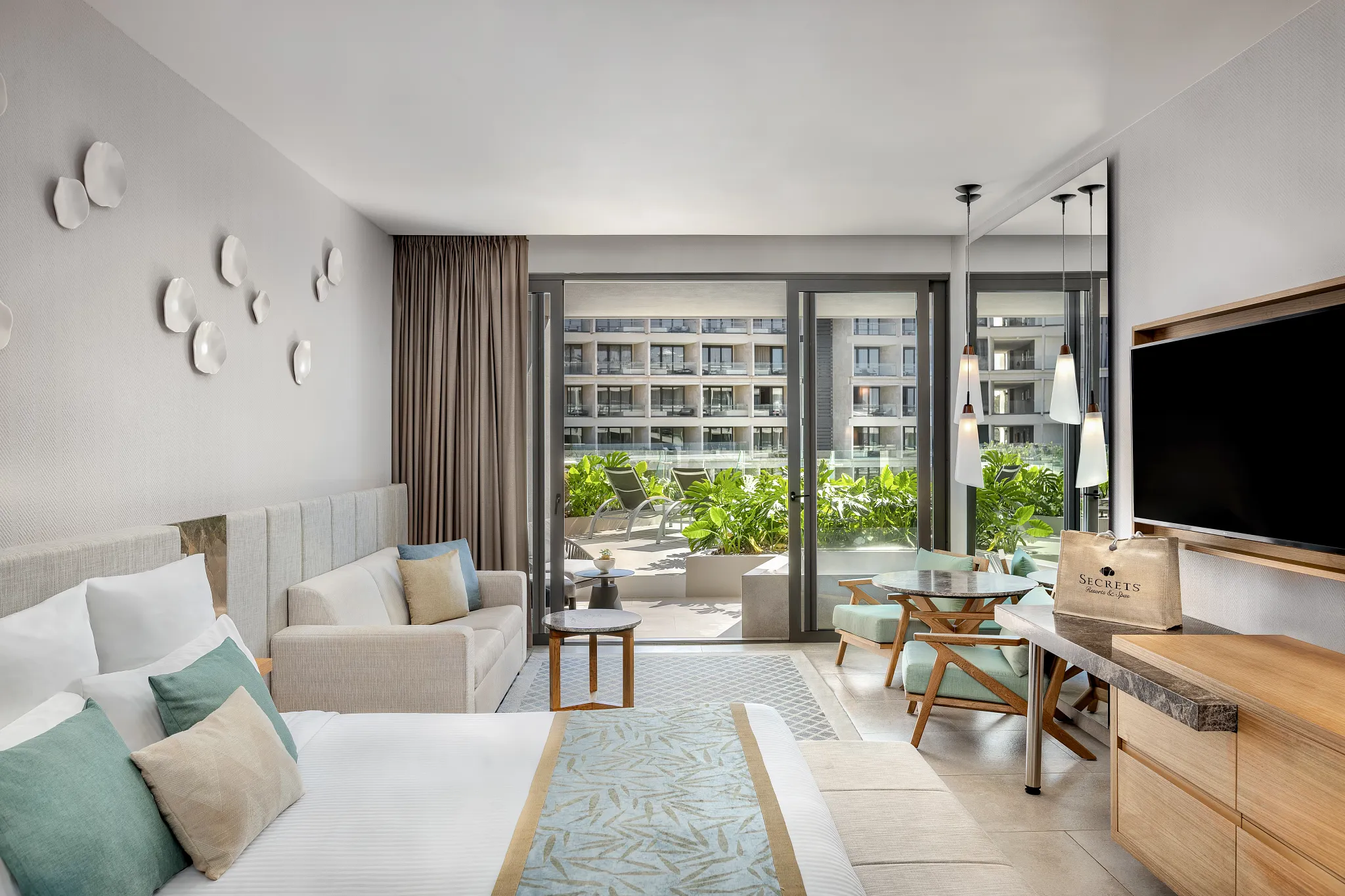 Preferred Club Junior Suite Sun Deck