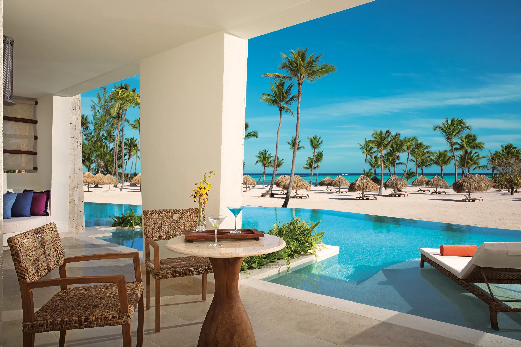 Preferred Club Master Suite Swim Out Ocean Front