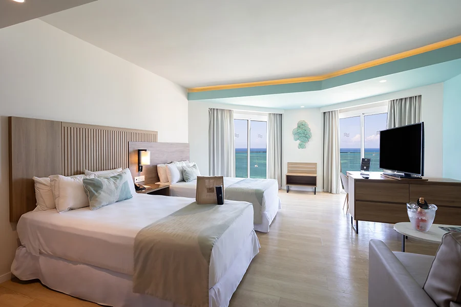 Junior Suite Ocean Front– Elite Club