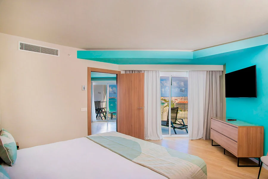 Suite Partial Ocean View