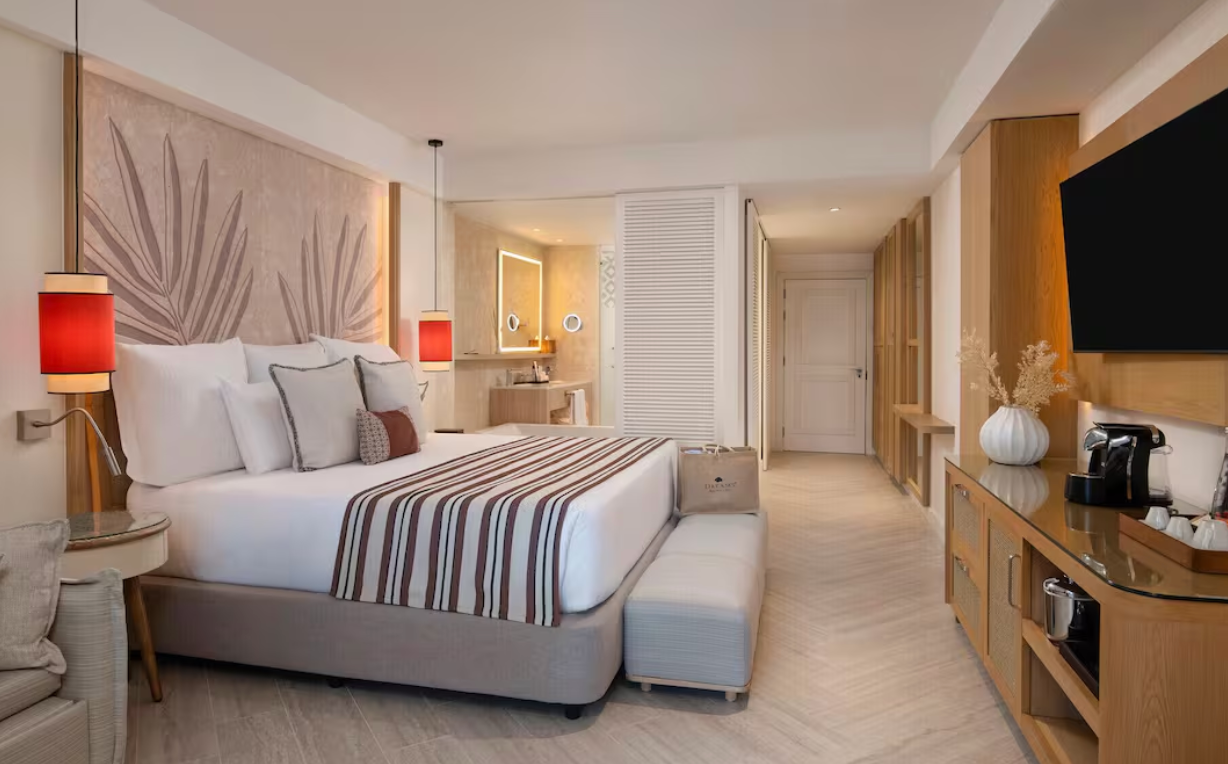 Preferred Club Junior Suite Swim Out