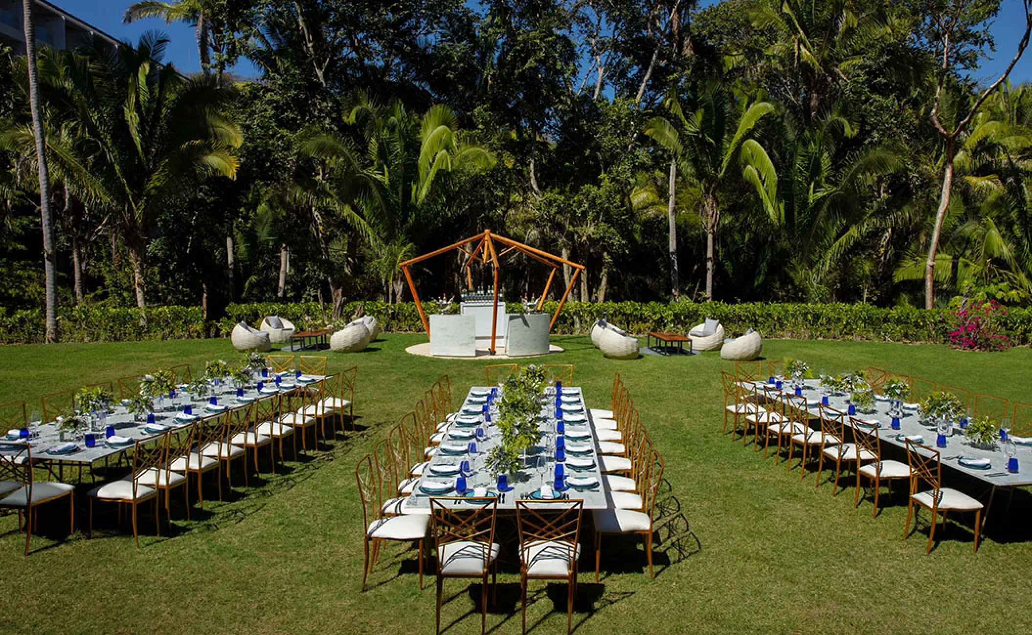 Garden Bahia Mita