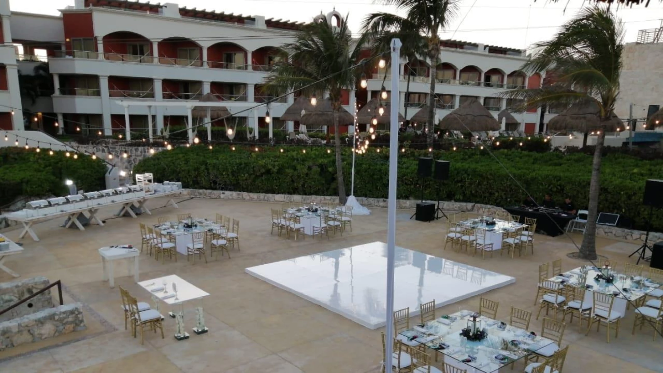 Maracas Terrace