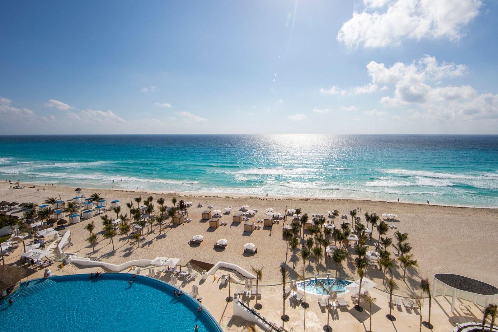 cun-le-blanc-spa-resort-aerial-03
