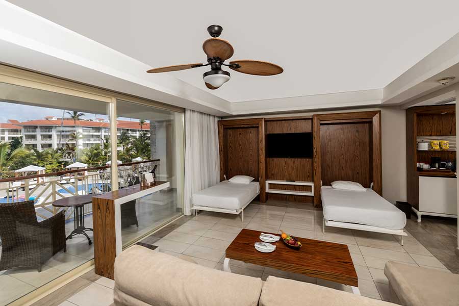Family Suite (Outdoor Jacuzzi)