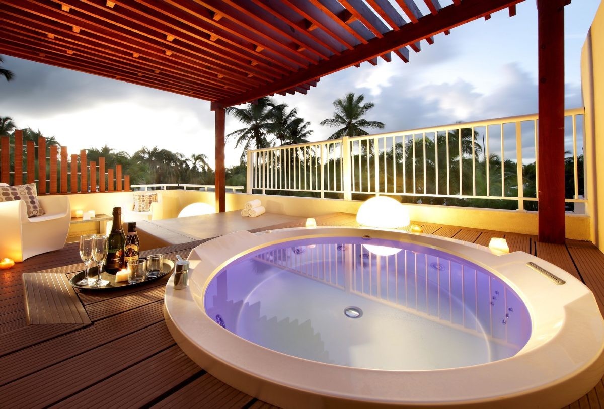 Rooftop Jacuzzi Terrace Suite