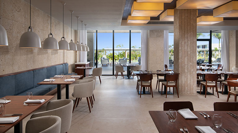 live-aqua-liberi-restaurant