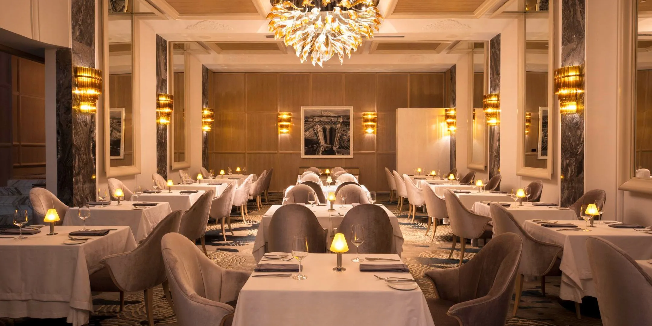 lumiere-main-dining-le-blanc-spa-resort-cancun_71e3d7e202