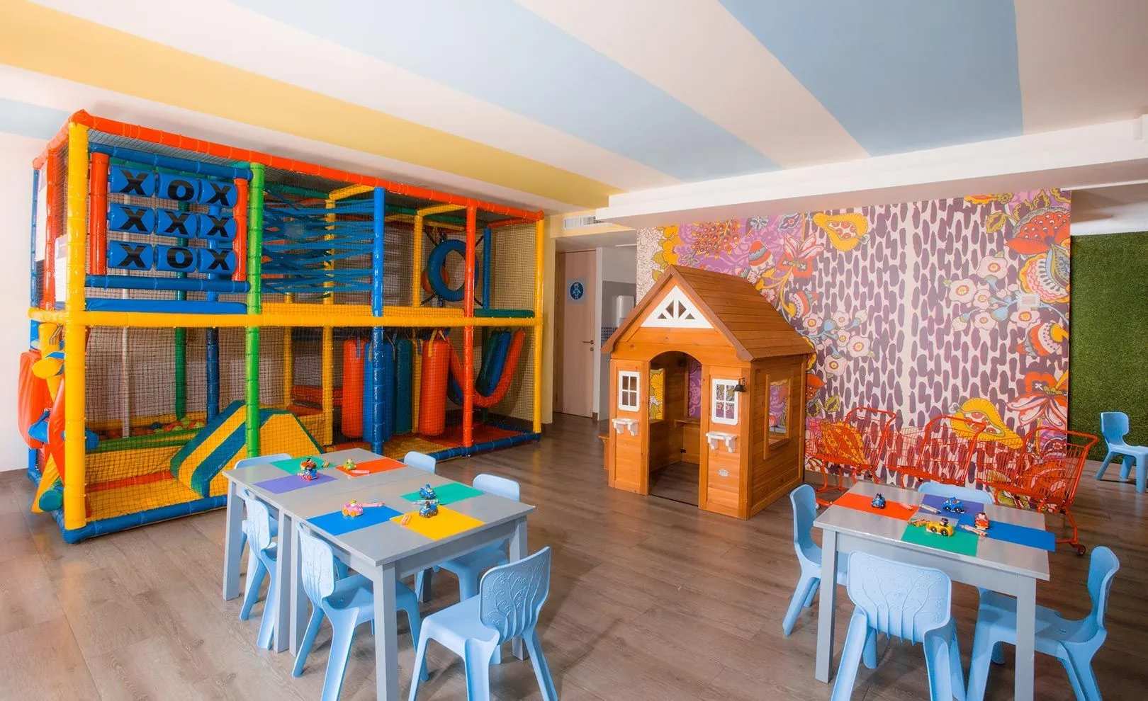 playroom-playacar-palace_b7adb3f07b