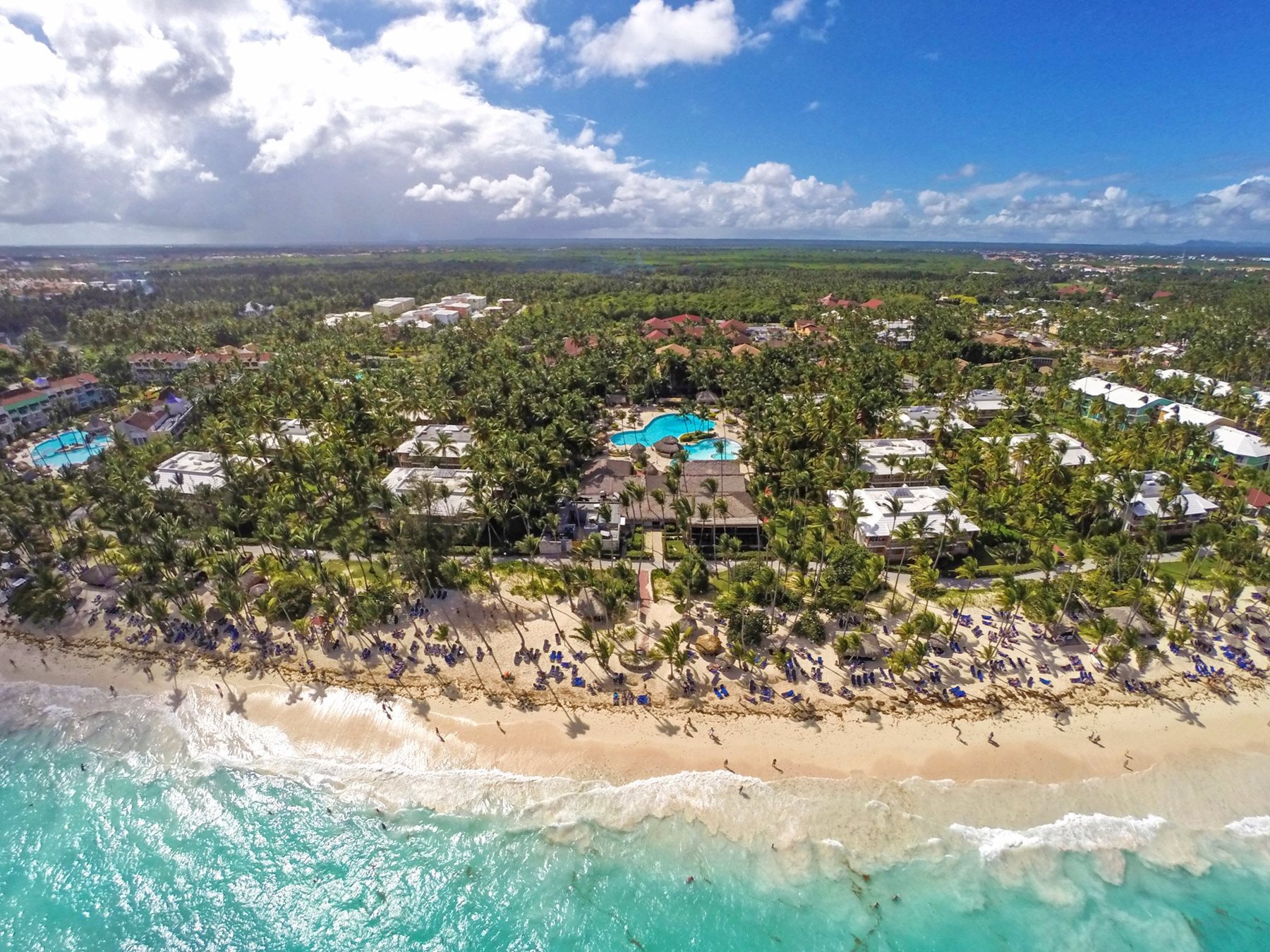 puj-grand-palladium-palace-aerial-01.jpg