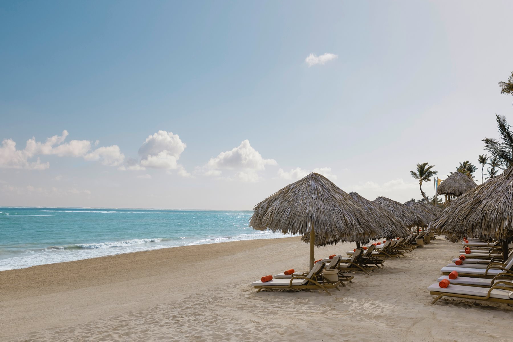 puj-joia-bavaro-by-iberostar-beach-04