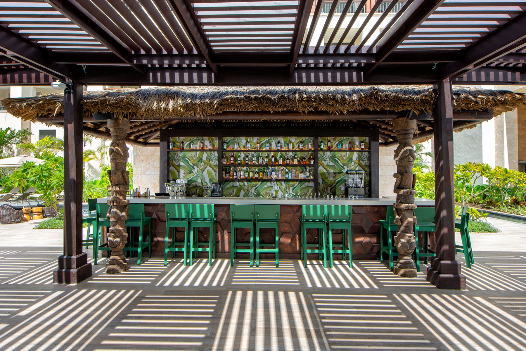 puj-lopesan-costa-bavaro-bar-timon-01