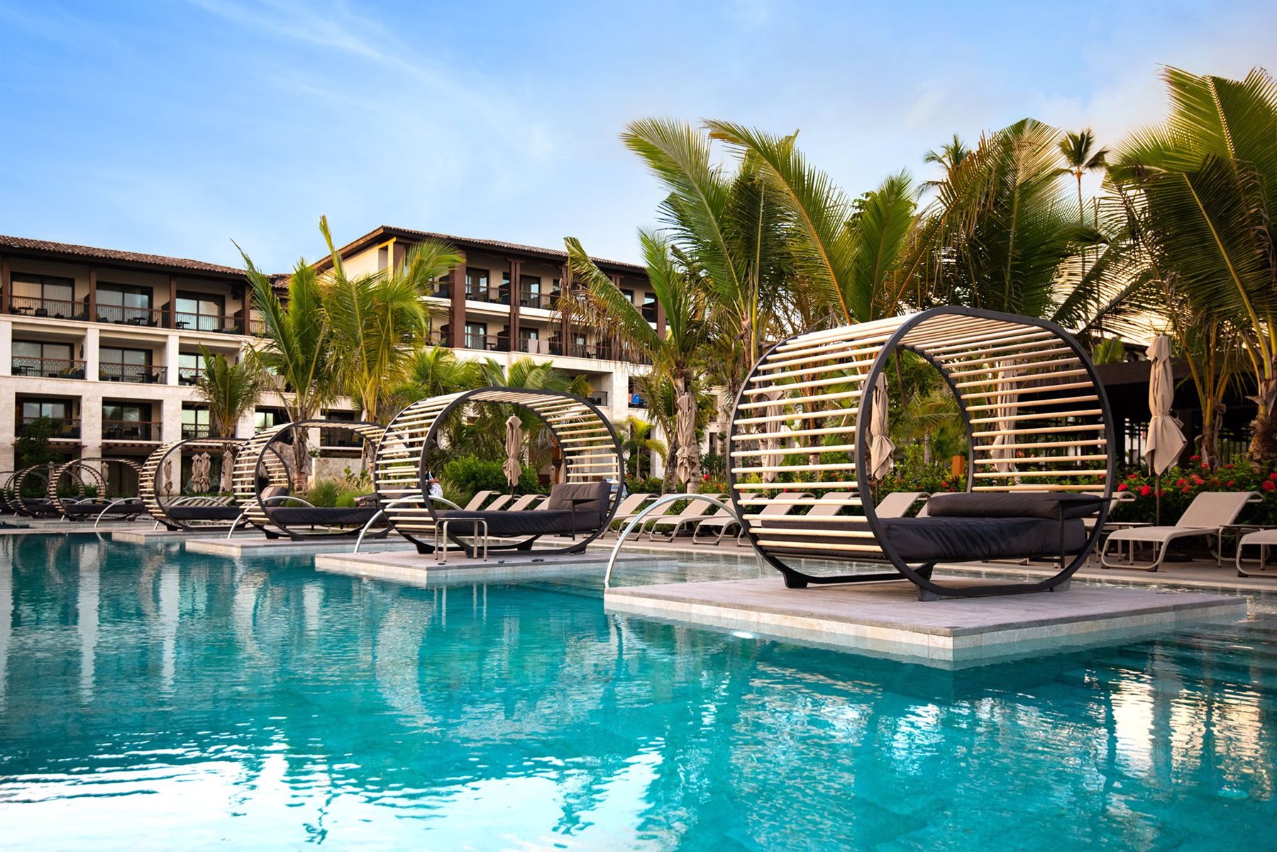 puj-lopesan-costa-bavaro-pool-05