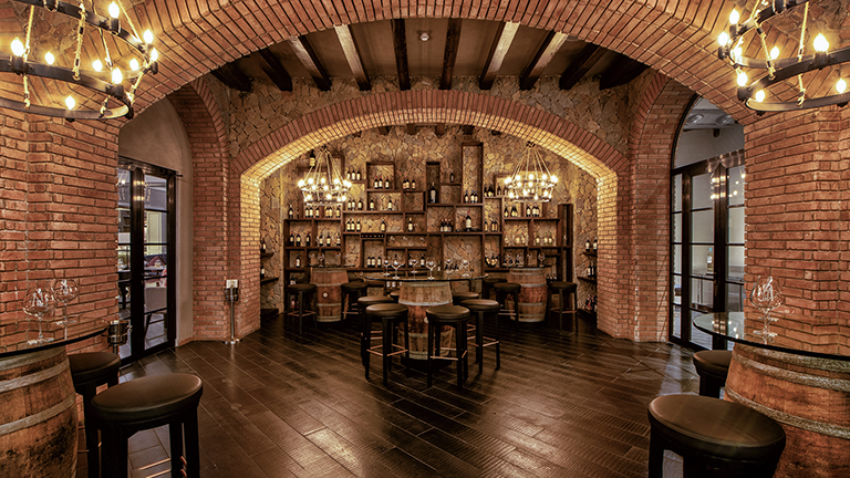 pujlo4-lopesan-wine-cellar