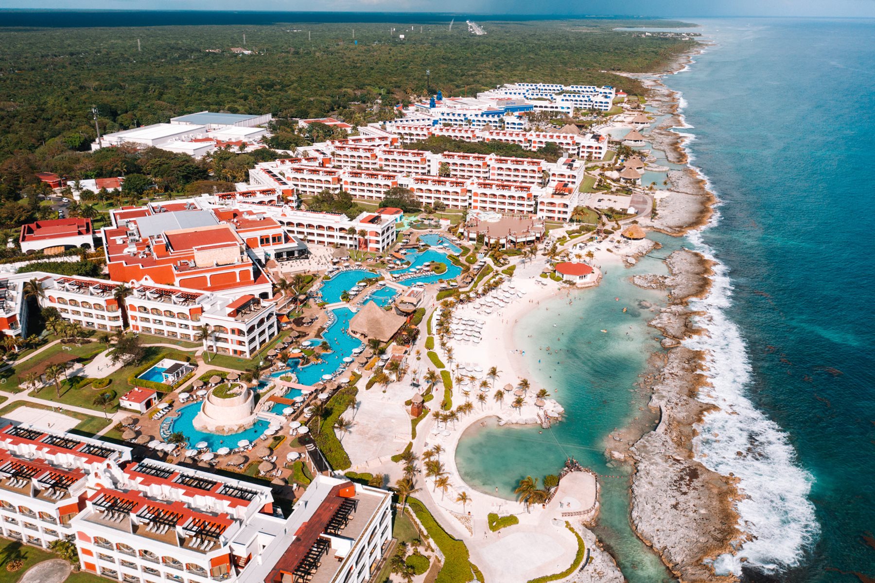 riv-hard-rock-riviera-maya-aerial-02.jpg