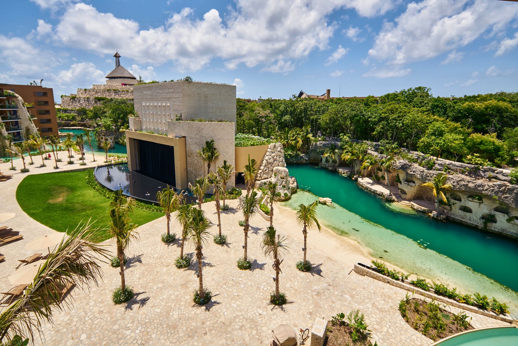 riv-hotel-xcaret-arte-aerial-01